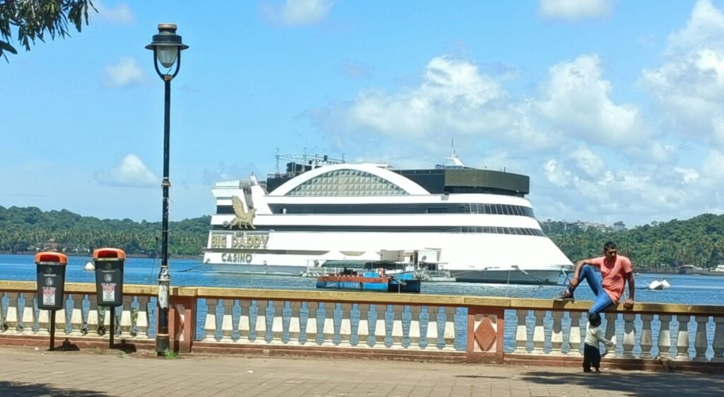 Casino's in big ships in Goa